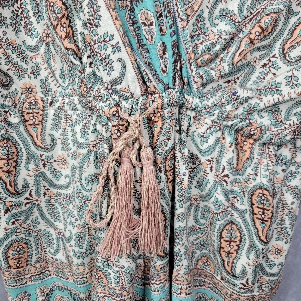 Chelsea & Violet Paisley bohemian surplice romper with‎ elastic waist Womens L